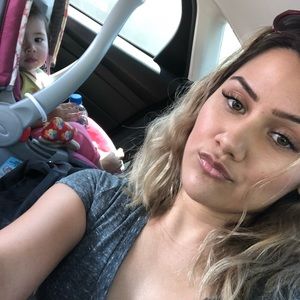 Meet your Posher, Sandra